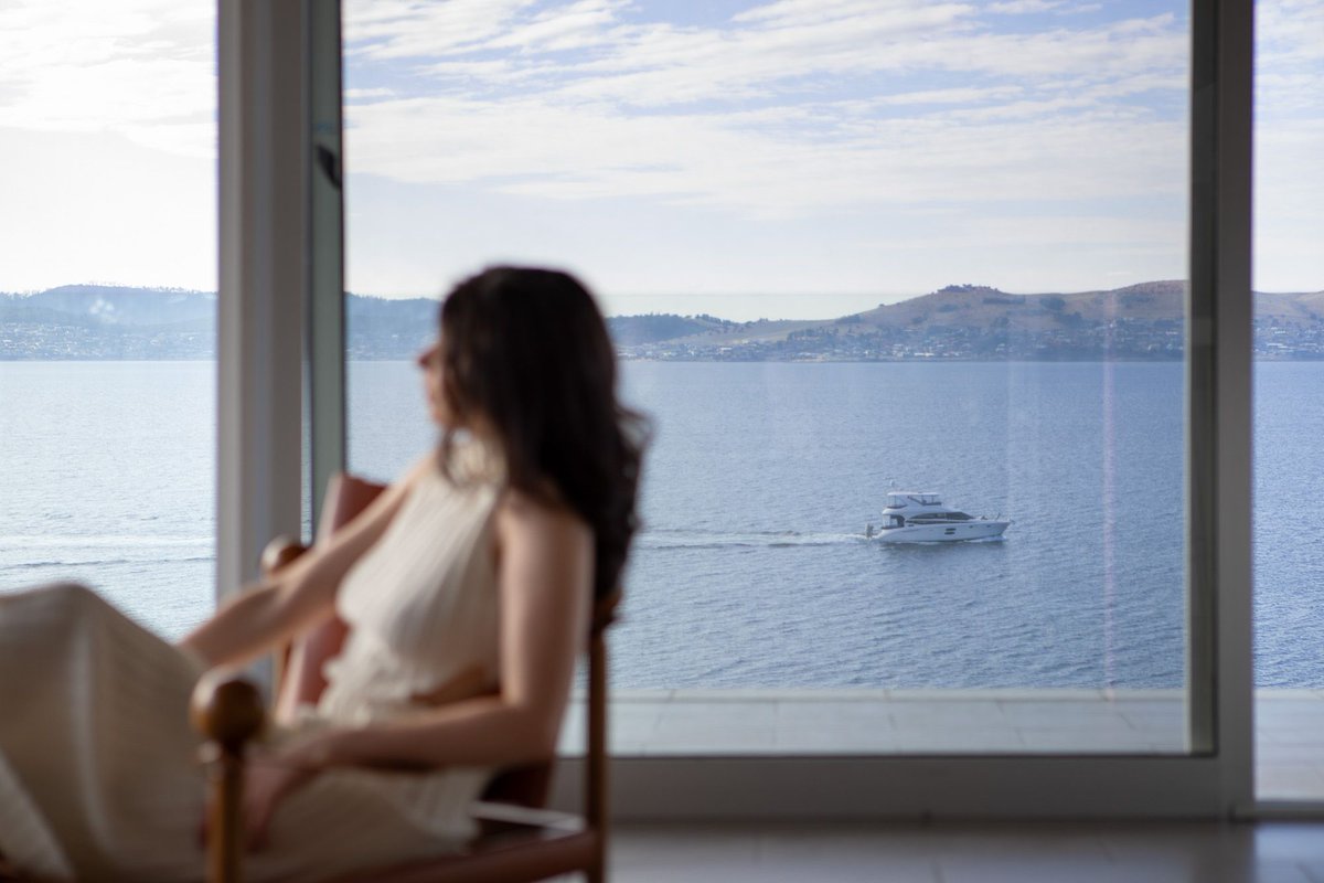 Just watching the boats on the water with <a href="/PaigeAster/">✧ Paige Aster ✧</a> ✨⚓