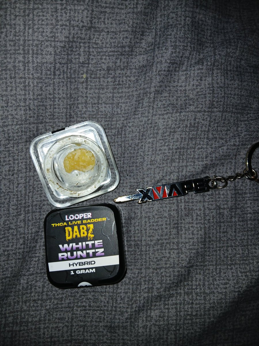 HotRob420's tweet photo. Shit just got real #dabz from https://t.co/qF4VCys6Fa #looperfam videos to come shortly @thelooperverse https://t.co/98CBzGHxYW