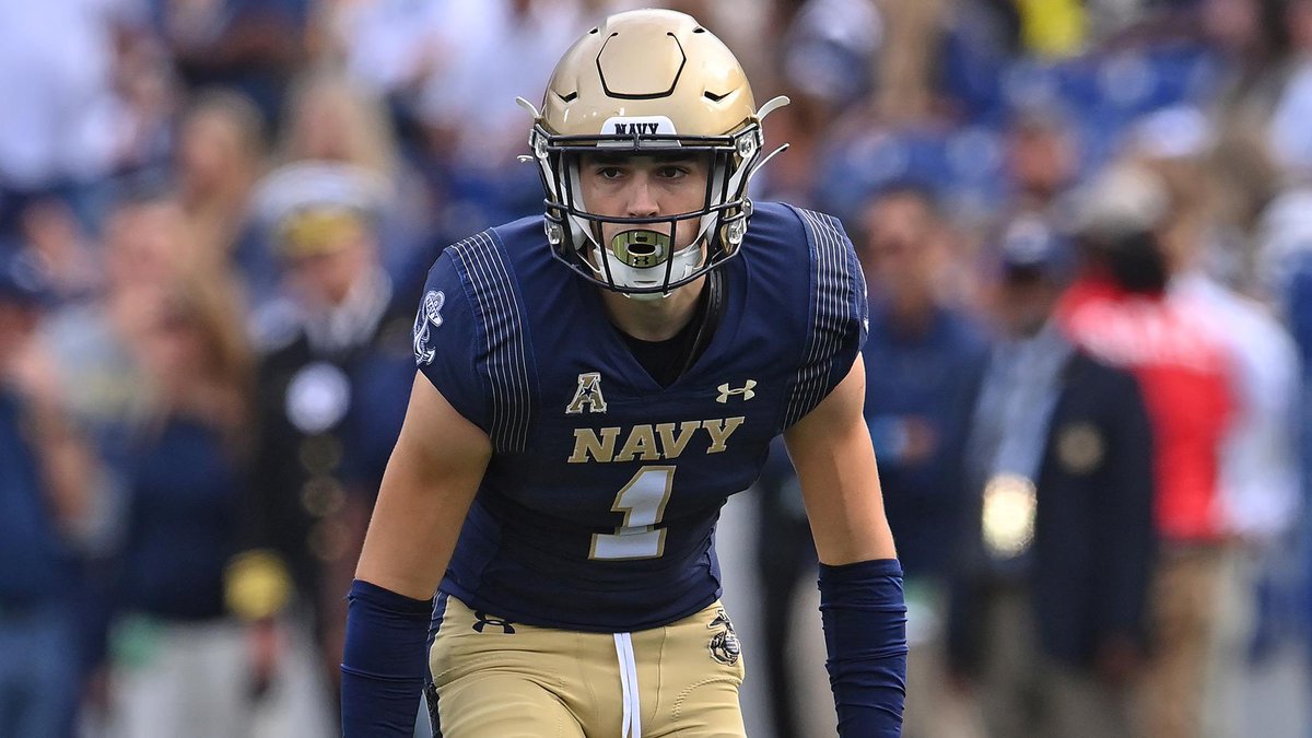 EXCITED and BLESSED to receive my 2nd Division 1 offer from Navy! @EricKresser @larryblustein @CoachJ_Williams @NavyFBrecruit @NavyFB @On3sports @EraPrep @Andrew_Ivins @Rivals