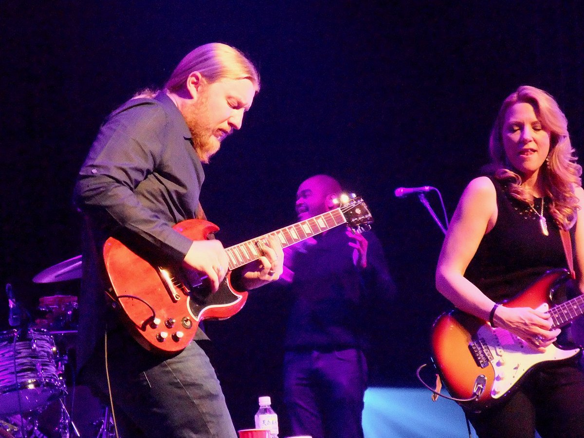 [Beyond time // Photo exhibition at X] The Happily Married Couple Beyond time #14: Tedeschi Trucks Band The Shibuya AX, Tokyo Photo by ©Gh0stWasMe all rights reserved #Shibuya #Tokyo #TedeschiTrucksBand #Beyondtime