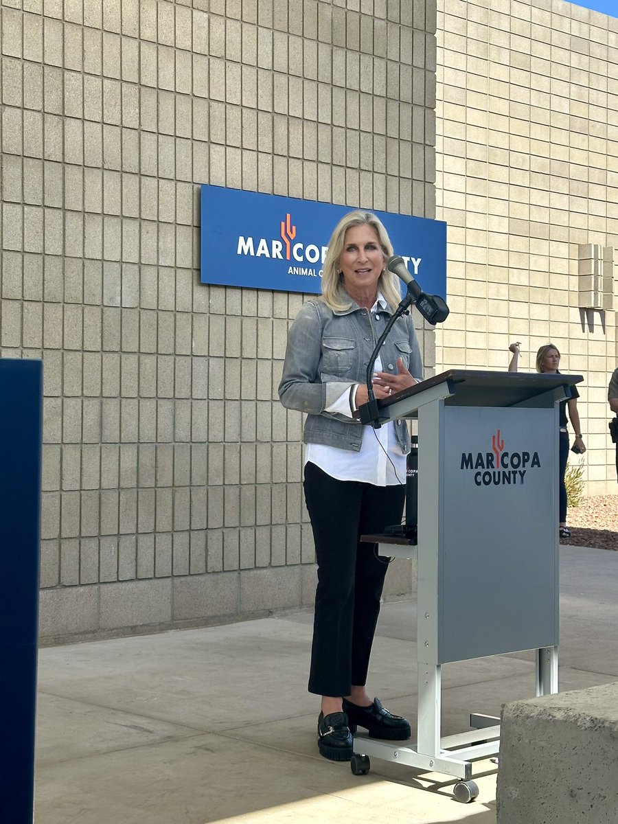 It was a great morning in the East Valley with the ribbon cutting for the brand new Maricopa County East Valley Animal Care Center. 🦮 🐾 346 kennels 🐾 84,000 sq ft 🐾 State of the art vet clinic 🐾 21 total play yards 💙 Measures to reduce stress on dogs 🧵