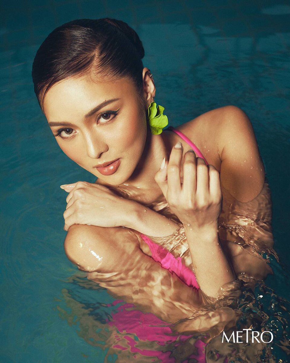 Multimedia idol #KimChiu shares her journey to healthy living and her reaction to the positive reception of her hit series “What’s Wrong With Secretary Kim” in the latest digital cover of Metro.Style. Read more at starmometer.com.