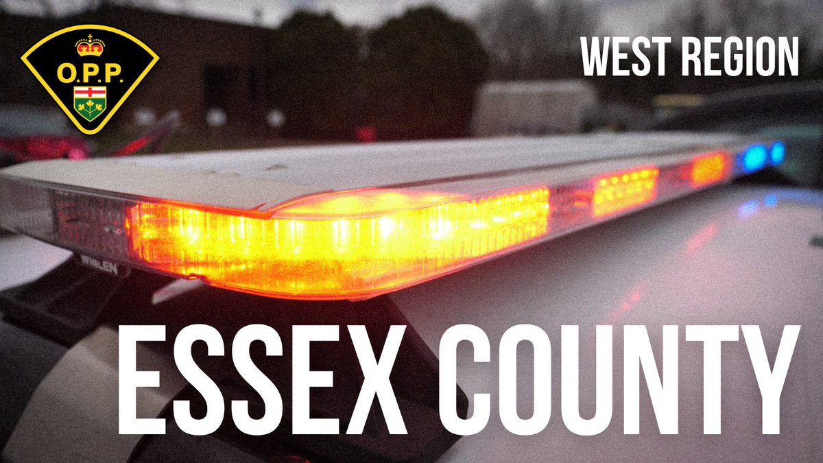 Members of #EssexOPP are investigating a serious collision between a passenger vehicle and a motorcycle  at Mersea Road 2 and Mersea Road 19 near Leamington tonight.  Mersea Road 2 is closed to facilitate the investigation.  Additional details when available.  ^dr