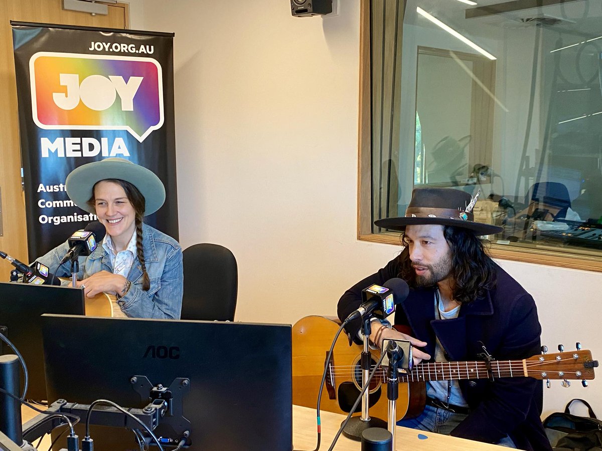 PODCAST: Fabulous in-studio guests @mattjoegow & @kerrynfields + tunes by Matt and Kerryn, @KatherinePriddy, @GrantLeeTweets, Georgie Winchester, Sarah Carroll 😀🎶🏳️‍🌈 Hear here: podfollow.com/1215116967 📸 @BettySujecki