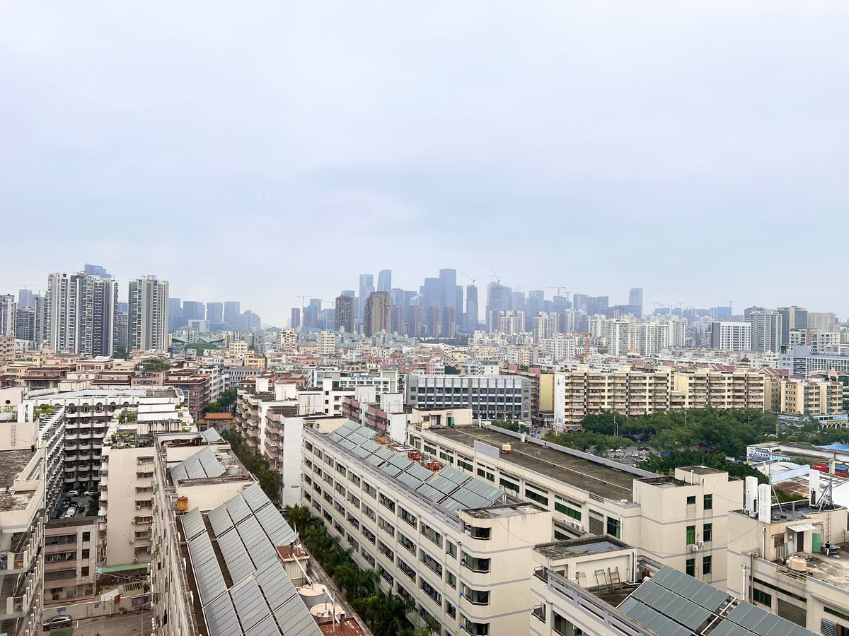 ホテルの窓からの景色が相変わらずものすごい😊✨

#深圳
#shenzhen