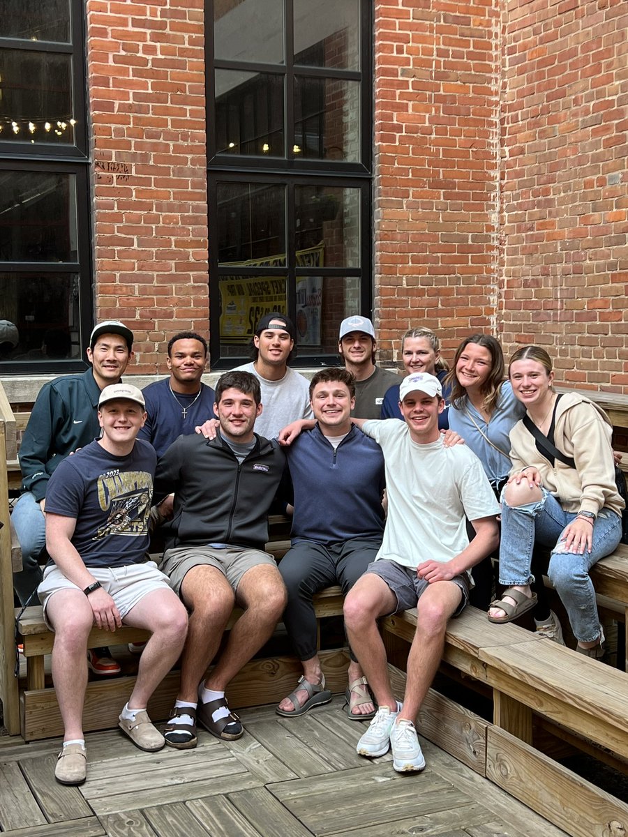 Let’s have a shoutout to these AMAZING seniors! 

Tonight we held a senior social before they walk the stage on May 4th, we are so sad to see you go but so proud for your future endeavors! 

#goduhawks