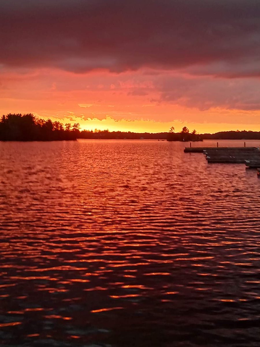 Gravenhurst🔥🔥
photo credit. Bill Bogers