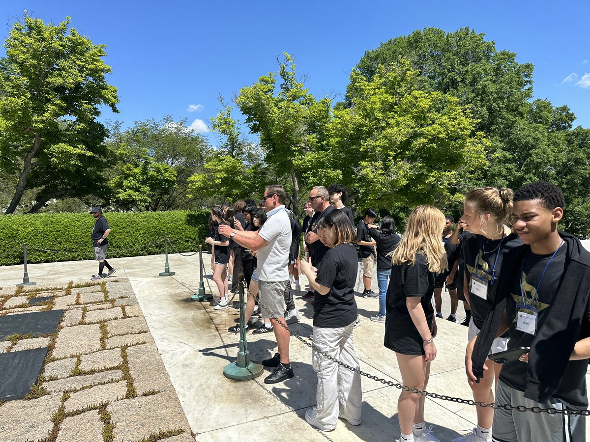 Our 8th graders spent several hours at Arlington National Cemetery. So proud of the respect and engagement these kids showed. @geislerwolfpack #WEareWLCSD #GMSinDC