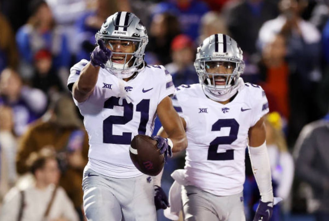 _CharColdon1's tweet photo. Blessed To Receive An Offer From Kansas State!!! @Coach_Middleton @KStateFB @AustinFrazier33 @AllenTrieu https://t.co/1gfeQPaT3S