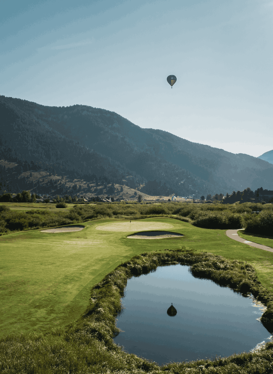 The mountain may be closed but the golf course is opening early! Check out our new early-season membership to secure unlimited tee times and range access for May + June here bit.ly/3UfJFsc Go to the website for more details on opening!