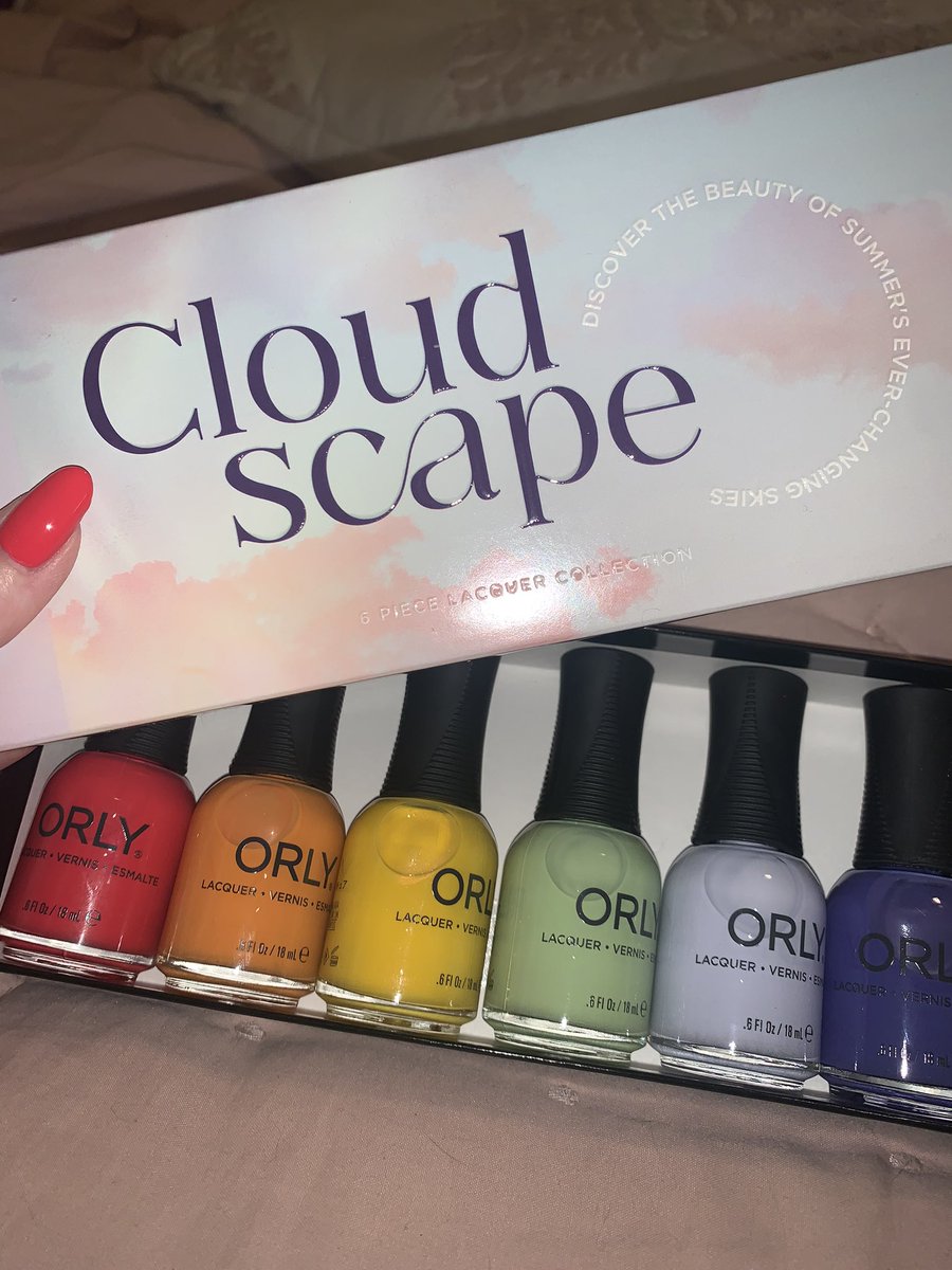 dani_is_booked's tweet photo. Orly’s Summer 2024 collection is 🔥🔥🔥 #orlypr #orlycloudscape https://t.co/bZs4mru61t