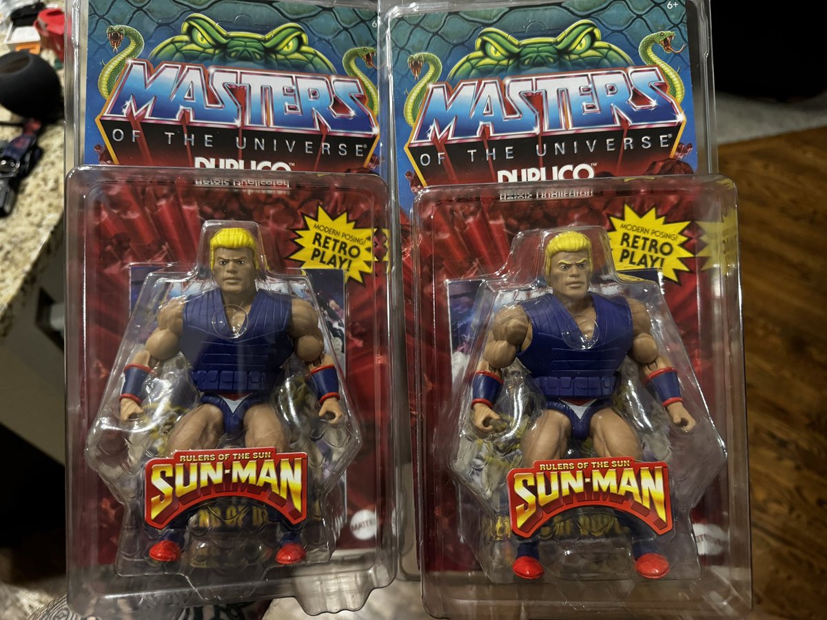 Super happy to have both variants of Duplico light and dark eyebrows. Someone local was selling the light eyebrows so didn’t have to pay for shipping!!

#MotU #MastersOfTheUniverse