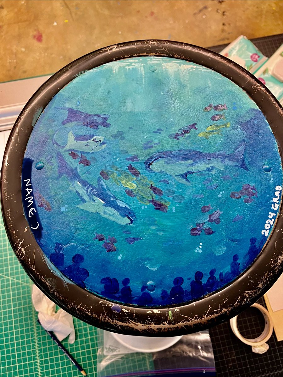 every year, the AP Art seniors are allowed to paint a stool in the art room!! this one’s mine :)