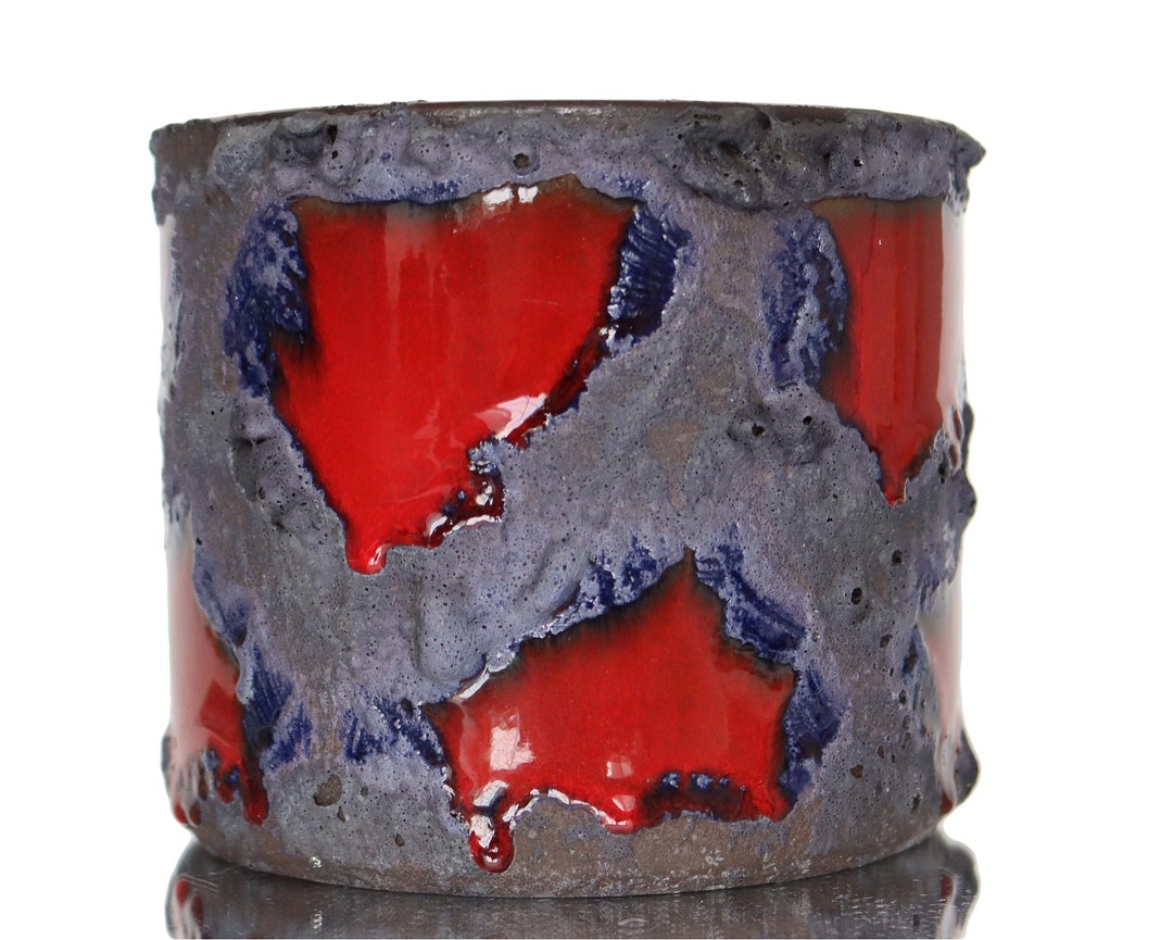 MAREI Ceramic Planter with Fat Lava Glaze by LavaHaus dlvr.it/T6Htyt #etsyshop #FestiveEtsyFinds #westgermanpottery