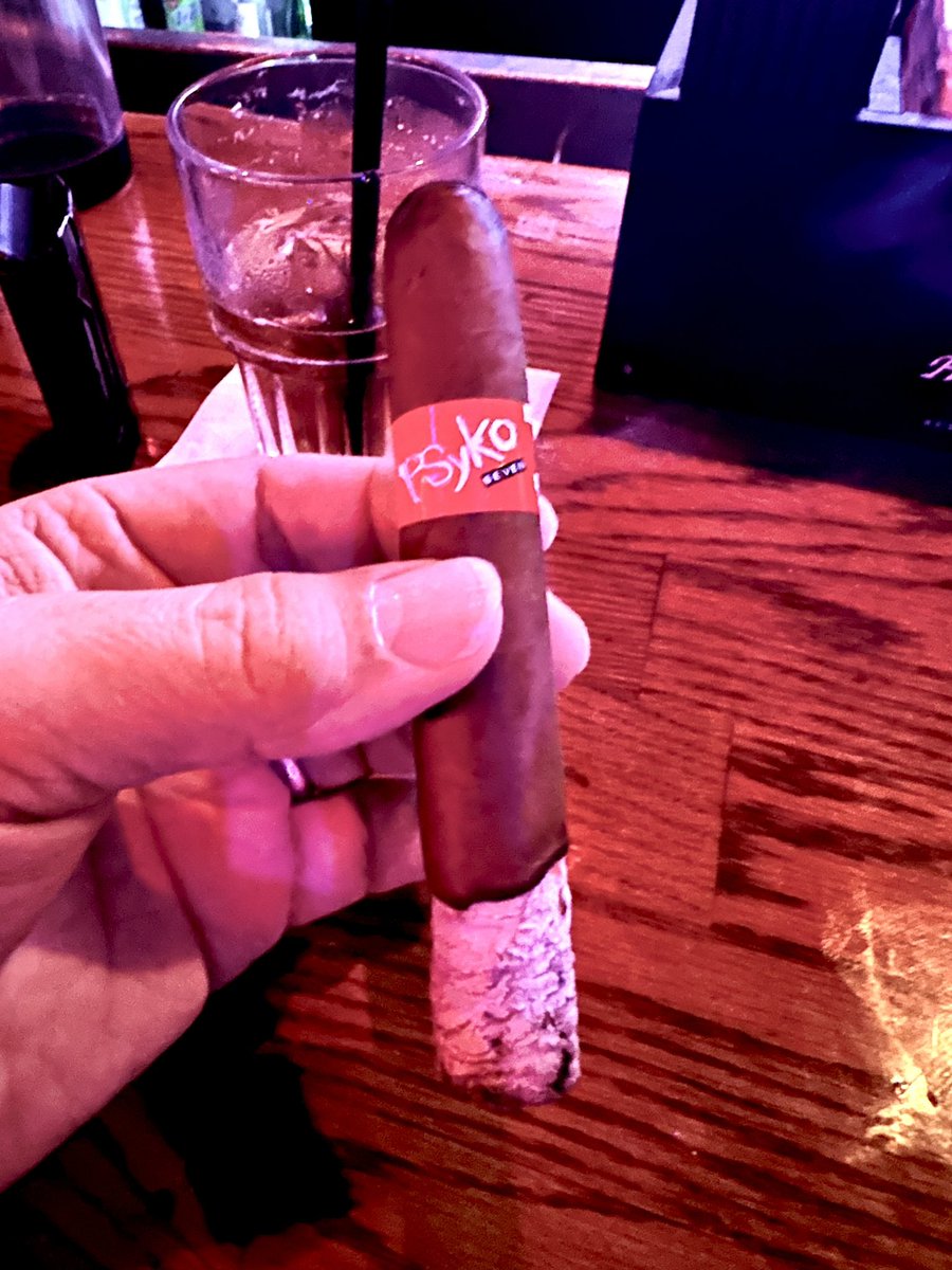 If you haven’t had one of these… get one!! Introduced to me last year by a fellow afficianado, #PsykoCigars Maduro Great smoke, even burn, mid-strength… very consistent & relaxing…
