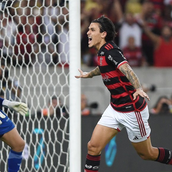 ⚽ Fim de jogo: l Flamengo volta a jogar mal e torcida protesta no Maracanã, apesar da vitória sobre o Amazonas por 1 a 0: 'Não é mole não, pra jogar no Mengo tem que ter disposição'
