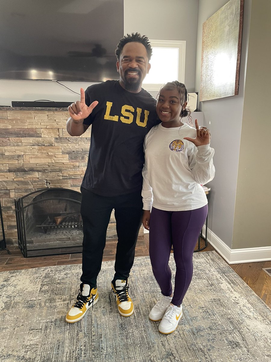 Off to the Boot…Throw them L’s up!!!
#GirlDad