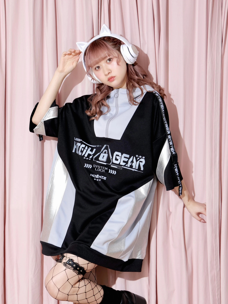 𝐍𝐞𝐰 𝐚𝐫𝐫𝐢𝐯𝐚𝐥..❤︎】 ☑︎シルバー切替え配色ジャージ