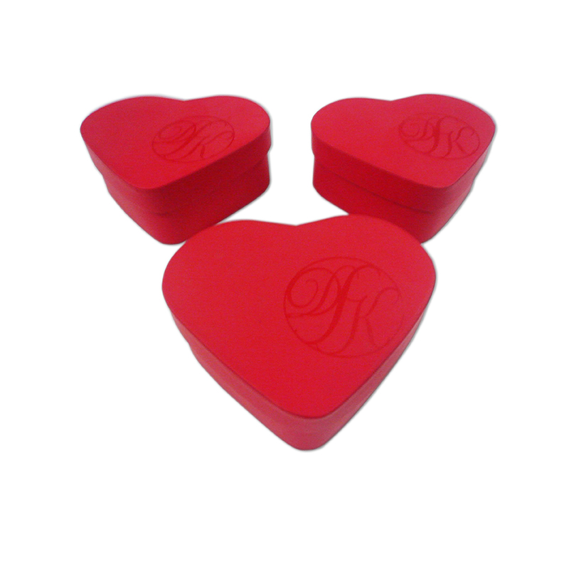 Bored with the ordinary personalised boxes for gifts? Try our Custom Printed Gift Boxes Red Love Shaped Box Rigid Lid And Base For Lover! #personalisedboxesforgifts #giftboxeswithmagneticlid