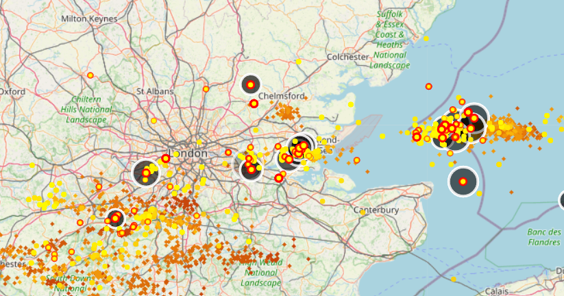 Active thunderstorms could impact London once again very soon. A train of them have developed over N Kent/North Sea and they're travelling west. Frequent lightning and hail are possible.

Lightning map: lightningmaps.org
Radar: netweather.tv/live-weather/r…