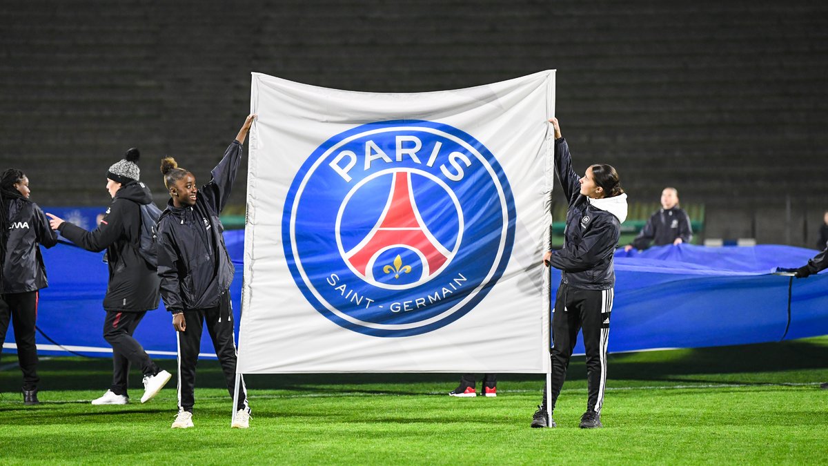 «Une offre incroyable», feu vert du PSG pour ce transfert ? dlvr.it/T6HwM8