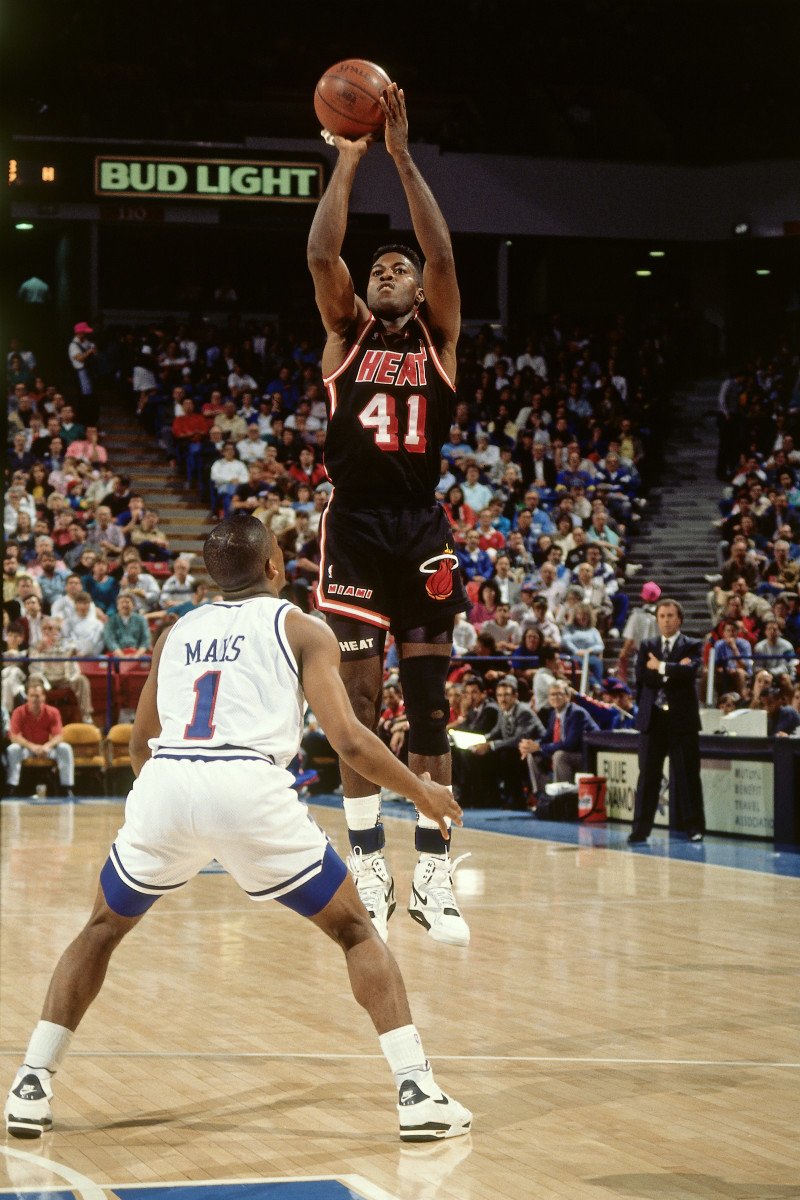 Glen Rice is 56. #pitinogame