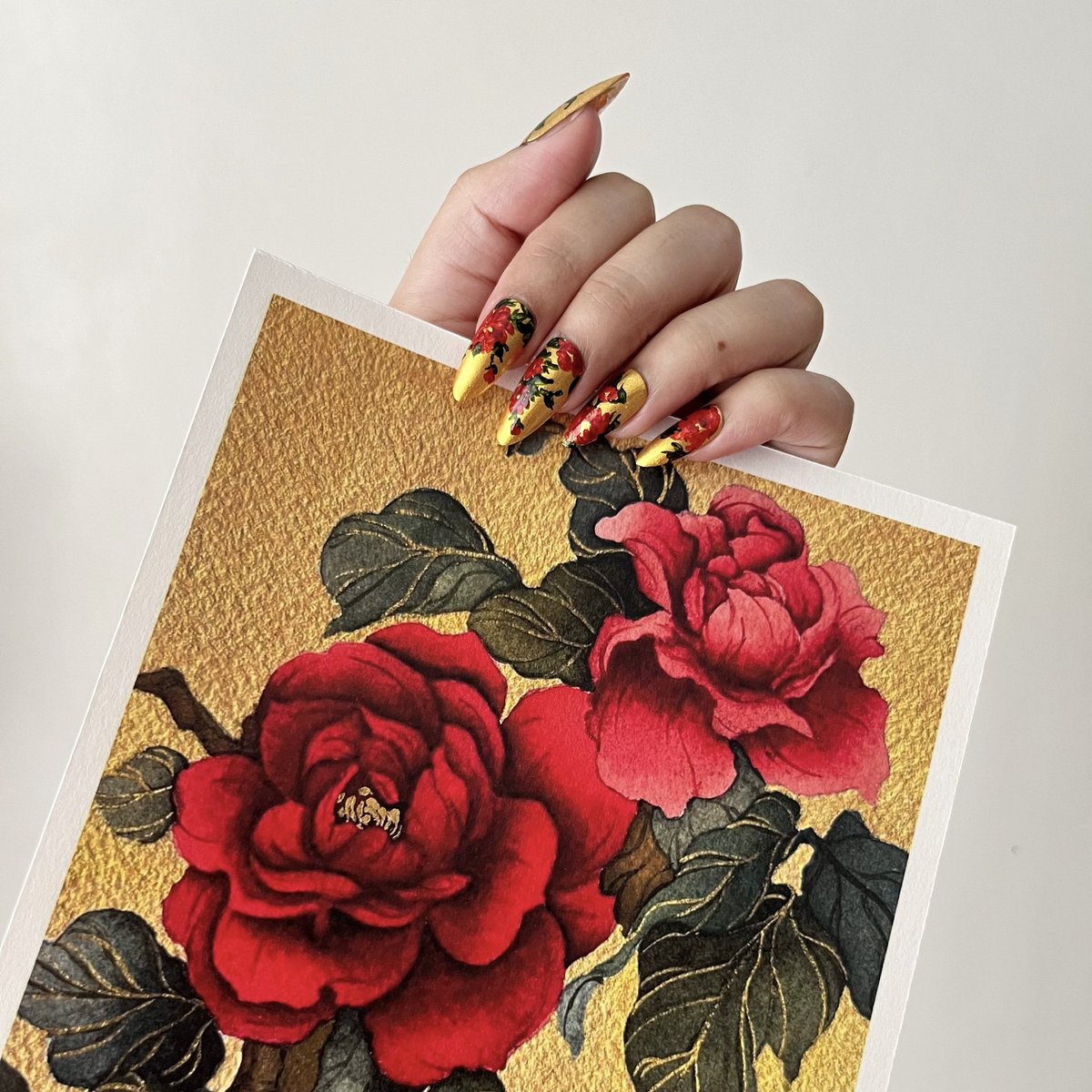 I also started freehand painting on press ons! Here’s my first attempt recreating one of my watercolor paintings into nail art 🌹 I love the idea of press-ons and being able to re-wear nail art for indecisive girlies like me