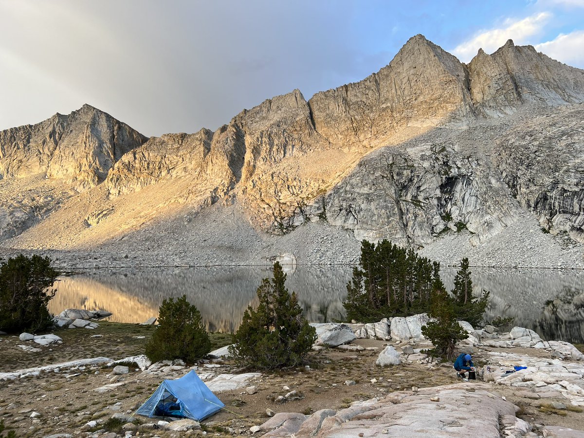 Happy wilderness permit quota season to those that celebrate. 🙌🏼 #findyourpark #optoutside #rangeoflight #zpaks #sierranevada #lifeisbestabove10k