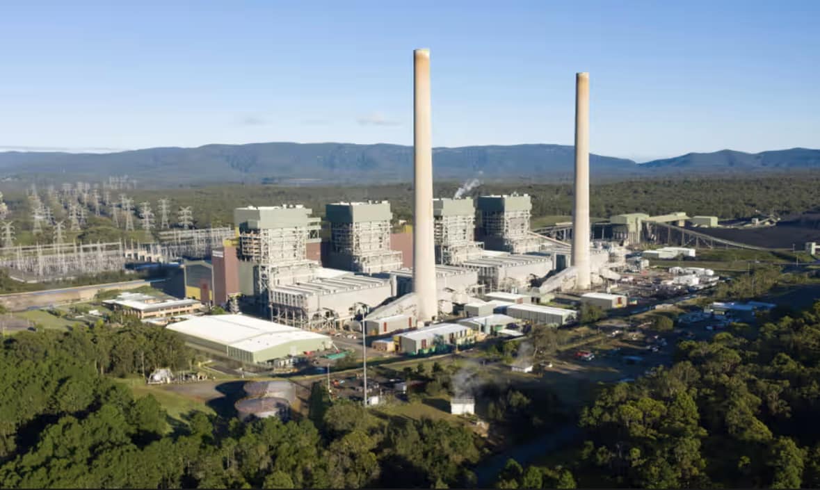 “The New South Wales government will announce within days that it will extend the operations of Australia’s biggest coal-fired power station for as long as four more years.” Surprise surprise. There is no substitute for base load energy is there! So much for renewables running…