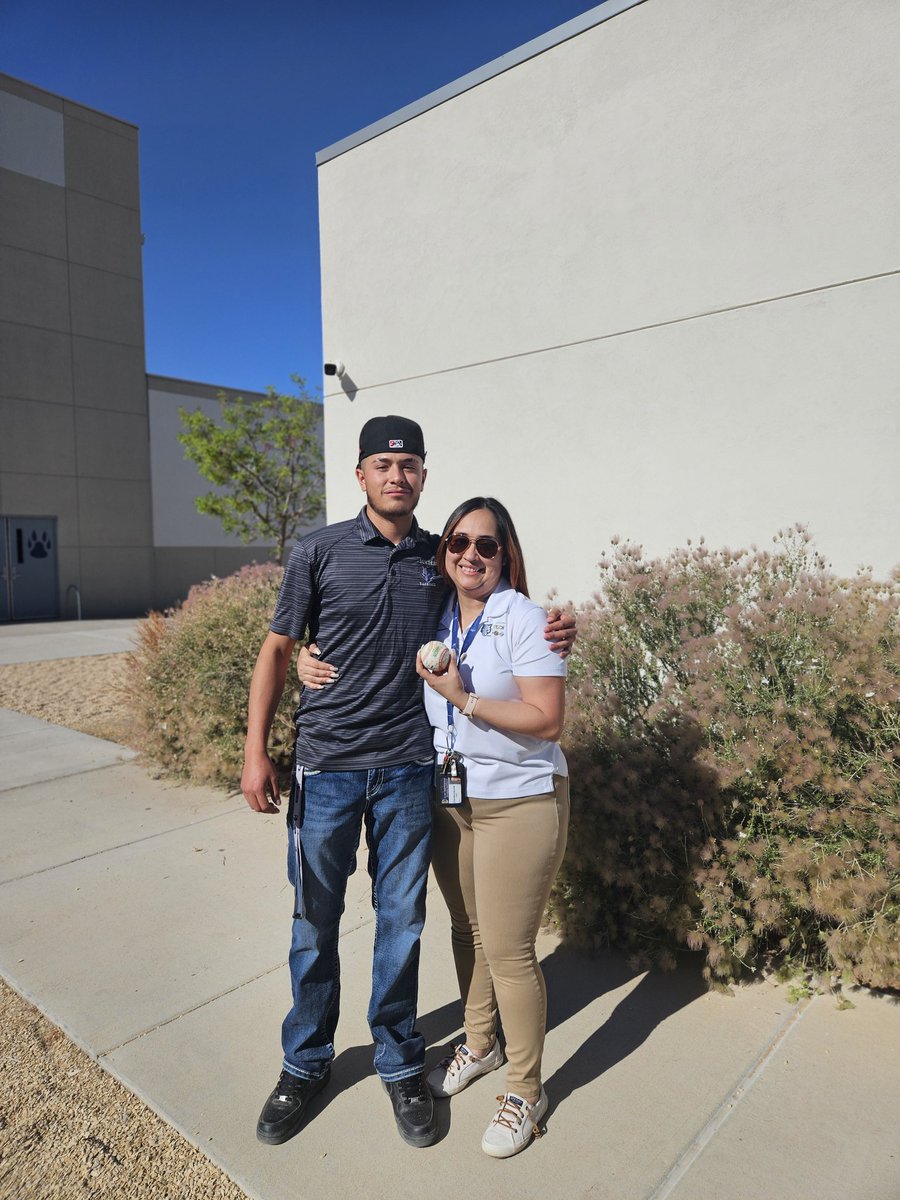 Today our Senior Baseball Lobos signed baseballs and gave them to the teachers who made the biggest impact on them. Thank you teachers for all you do for our boys and a special thanks to Ms. Ramirez, Ms. Surla, and Ms. Falcon