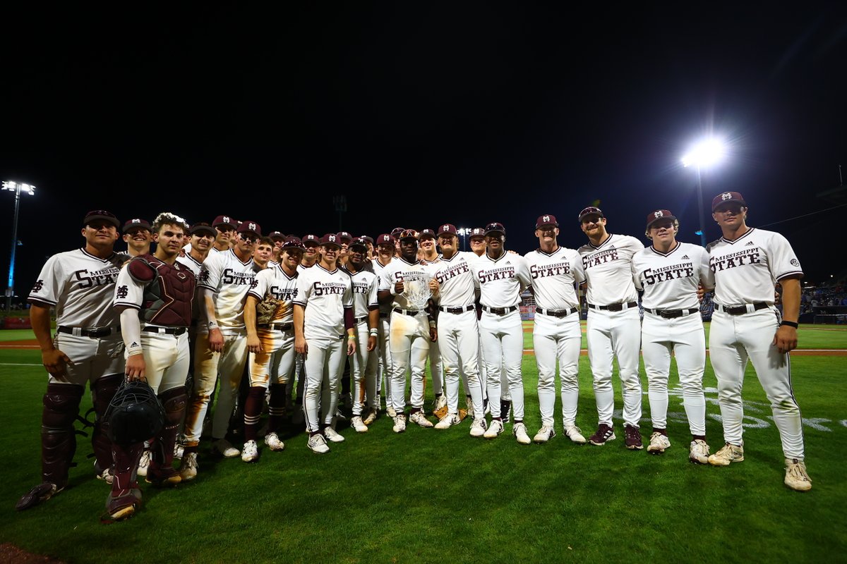 hailstateunis tweet picture