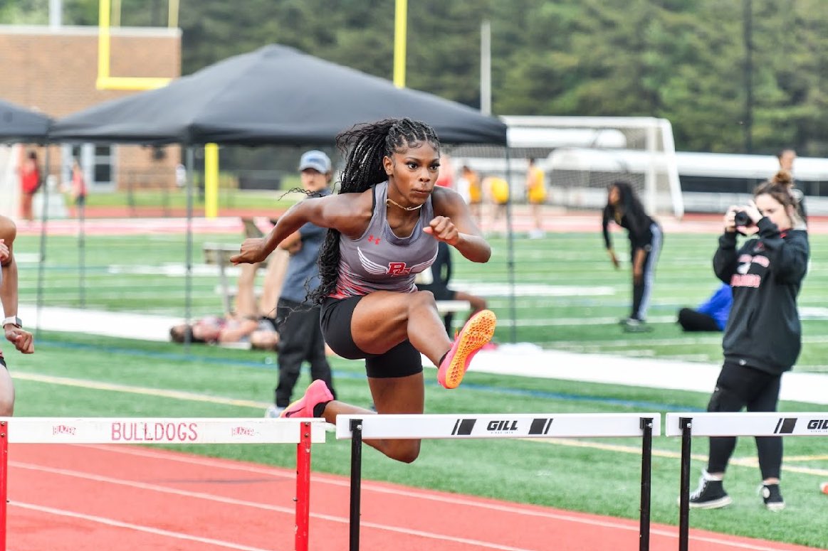 Boiling Springs Track Wins Multiple Region Championships on Wednesday Afternoon @BSSportsJournal @AthleticsBSHS @BSpringsTF @zackmcq13 boilingspringssportsjournal.weebly.com/boiling-spring…