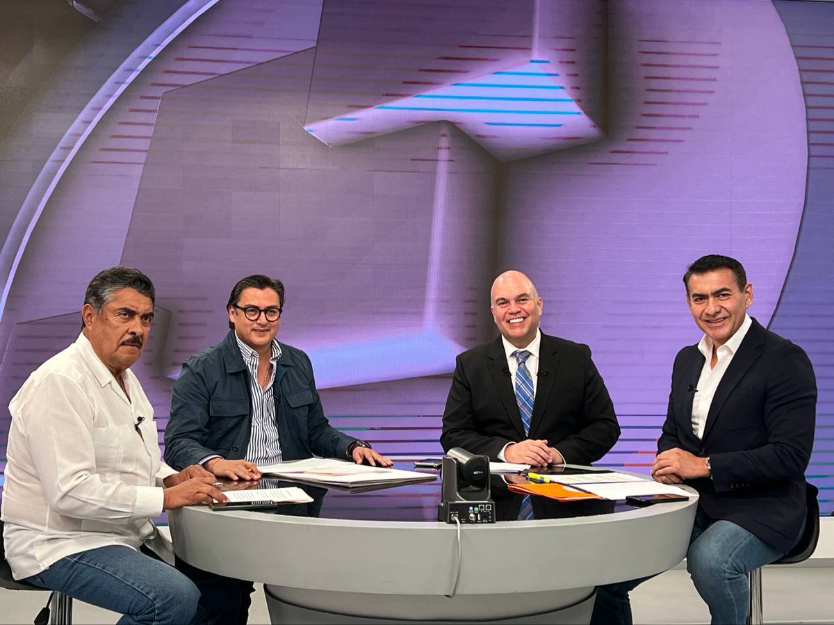 Ya estamos en la mesa de análisis de @quierotv_gdl con @JonasJAL. Vamos a hablar de la importancia del Acuerdo por la Integridad Electoral y del futuro del campo jalisciense con nuestro candidato @PabloLemusN. Sigan #EnVivo la transmisión: quierotv.mx/videoenvivo/