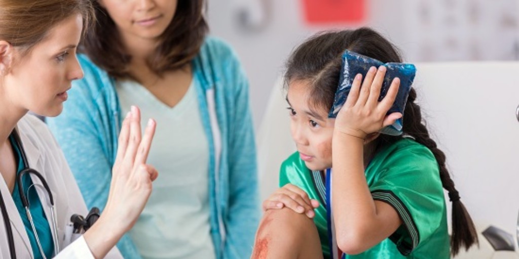 Your child does not need to lose consciousness to have a concussion. These are some of the signs and symptoms a child may experience after a concussion: ow.ly/ULmr50OAT2b #Concussion #HeadInjury