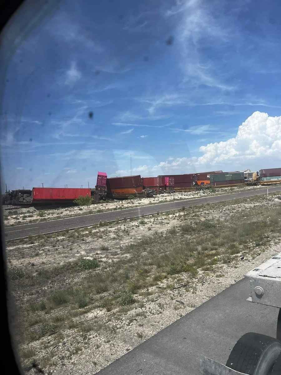 Train Derailment out by i20 in Pyote