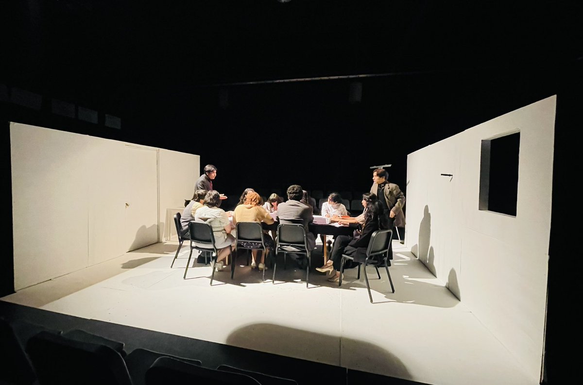 Join us for our student directed show, “12 Angry Jurors”, tomorrow or Friday at 7 pm! Our advanced theatre class worked together to produce this student led show! 🎭 @EISDofSA