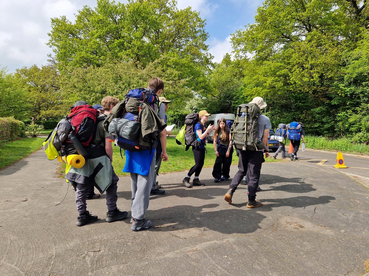 DAOSdofe's tweet image. DAOS Bronze practice expedition.
A great first day of our Bronze practice expedition. Spirits were high and students did really well arriving at camp with few navigational errors. Well do e to all taking part. Looking forward to day 2!
