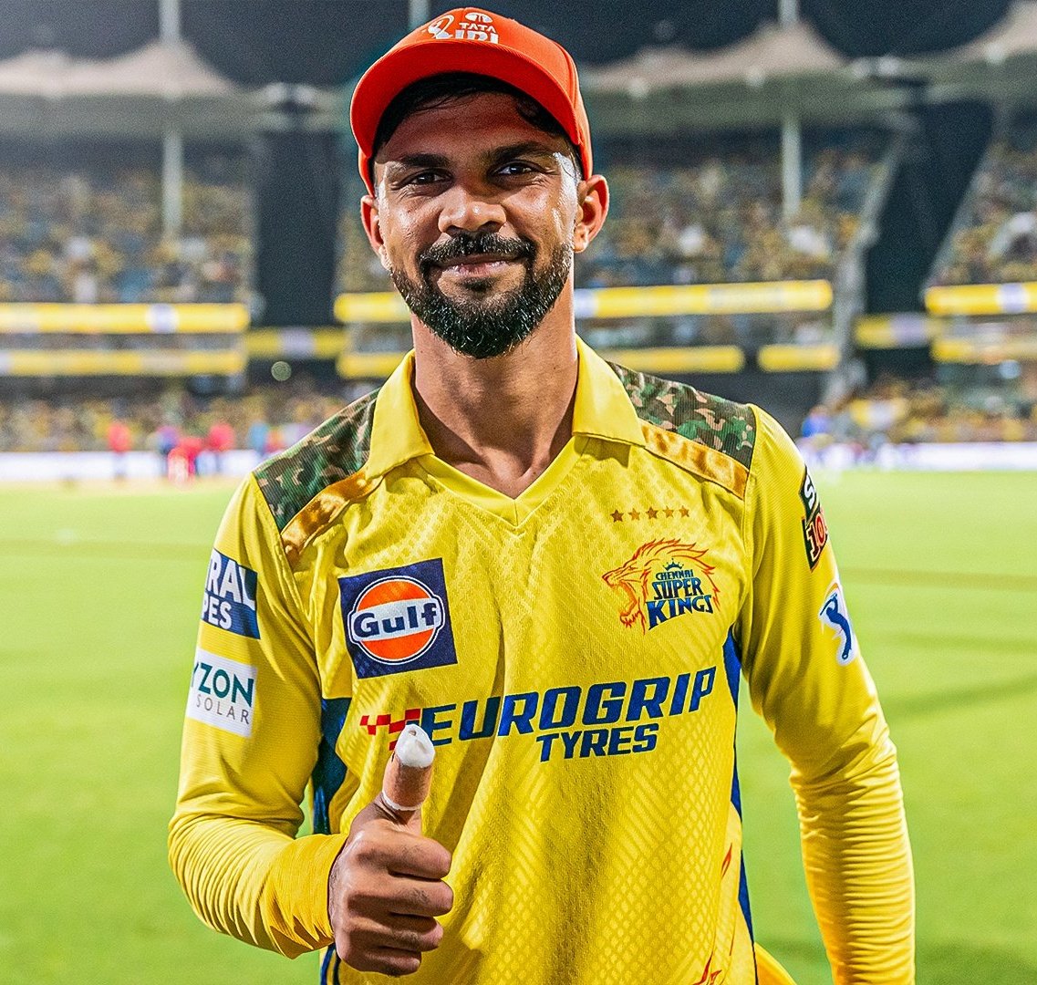 CSK BATTERs IN IPL 2024 SO FAR Shivam Dube - 350 @ 50/171 Daryl Mitchell - 199 @ 28/131 Ajinkya Rahane - 199 @ 22/122 Ravi Jadeja - 159 @ 53/129 Rachin Ravindra - 133 @ 19/164 Ruturaj Gaikwad - 509 @ 63/146 You deserve to wear the orange cap @Ruutu1331 🧡🧢