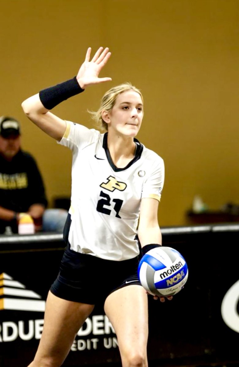 Happy Birthday to the “Natural”, Julia Kane. Julia has been tremendous this spring training season. Happy to have her on our ⁦@PurdueVB⁩ squad.