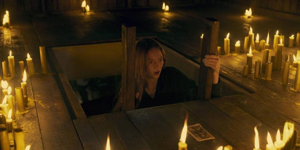 New film! TAROT (15) When a group of friends recklessly violates the sacred rule of Tarot readings – never use someone else’s deck – they unknowingly unleash an unspeakable evil. INFO & TICKETS bit.ly/4dmrv0O #peckhamplex #TarotMovie @TarotMovie