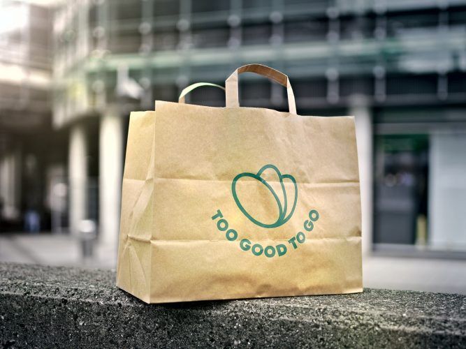 Working in partnership with Too Good To Go, discount retailer Aldi claims that it has helped shoppers save over £7 since the launch of the collaboration #toogoodtogo #foodredistribution #foodwaste buff.ly/3wjTihG