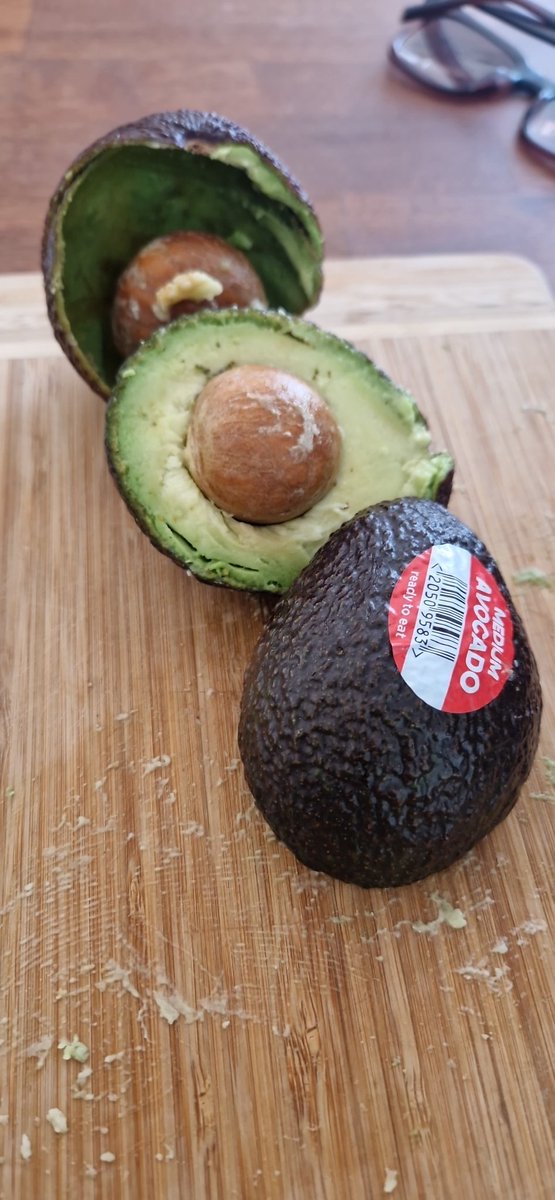 Can anyone tell me why these advocados from @LidlGB Are so bad they don't taste of avocado.They are watery and have a slightly soapy taste. If anyone can tell me where I can get an advocado that taste like nutty rich and creamy Avocado I'd be so grateful. Xxx