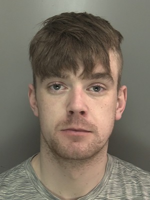 WANTED | Please share and help us find Ricky Price, 25 years, who is wanted on a recall to prison for breach of his license conditions. More here: orlo.uk/n7Q8J If you see him please DM @MerPolCC or 📞101 with 24000323111.