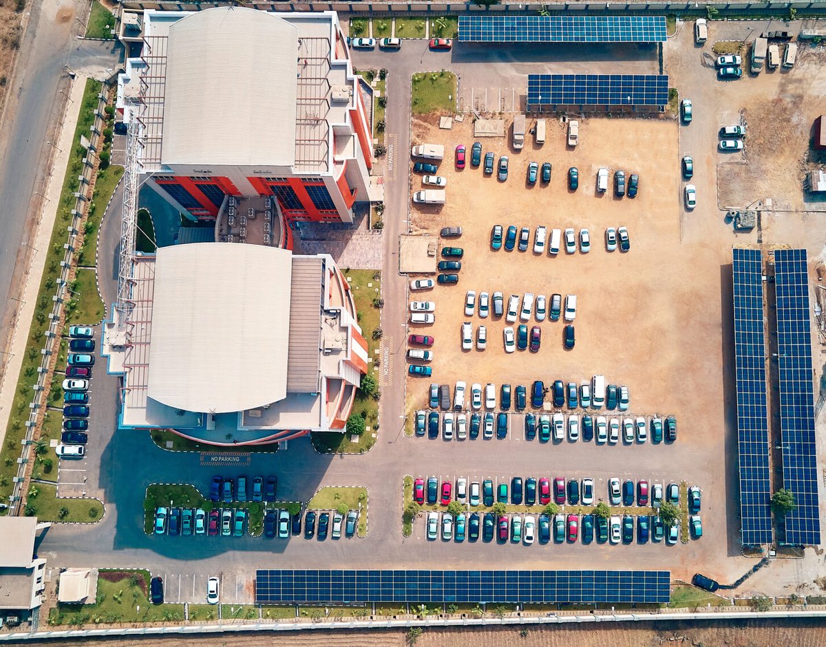 🇳🇬Member’s news – Nigeria – Solar Carport
Congratulations to @rensourceenergy  on the installation of a cutting-edge carport solar solution with a capacity of 300 kWp for the @IHVNigeria in Abuja. 
afsiasolar.com/rensource-depl…

#africasolar #solar #solarpower #renewableenergy #SDG7