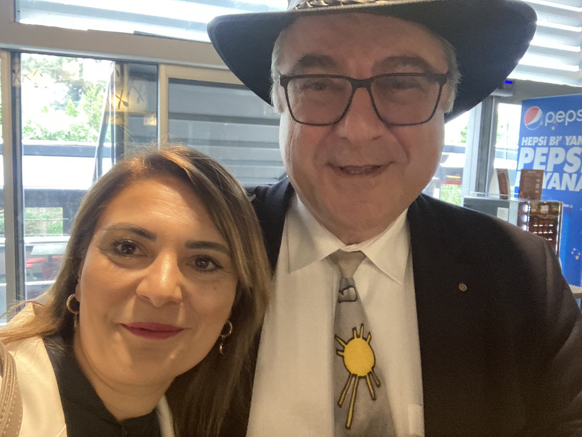 Biz, yine kavuştuk. Hocam, YTÜ sınırlarında❤️❤️❤️❤️