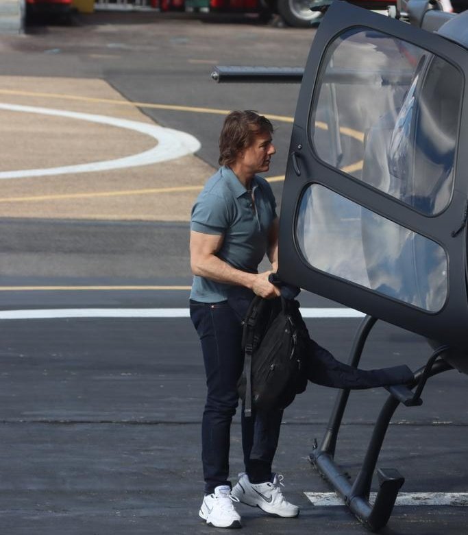 New pics from the Heliport.....
#TomCruise