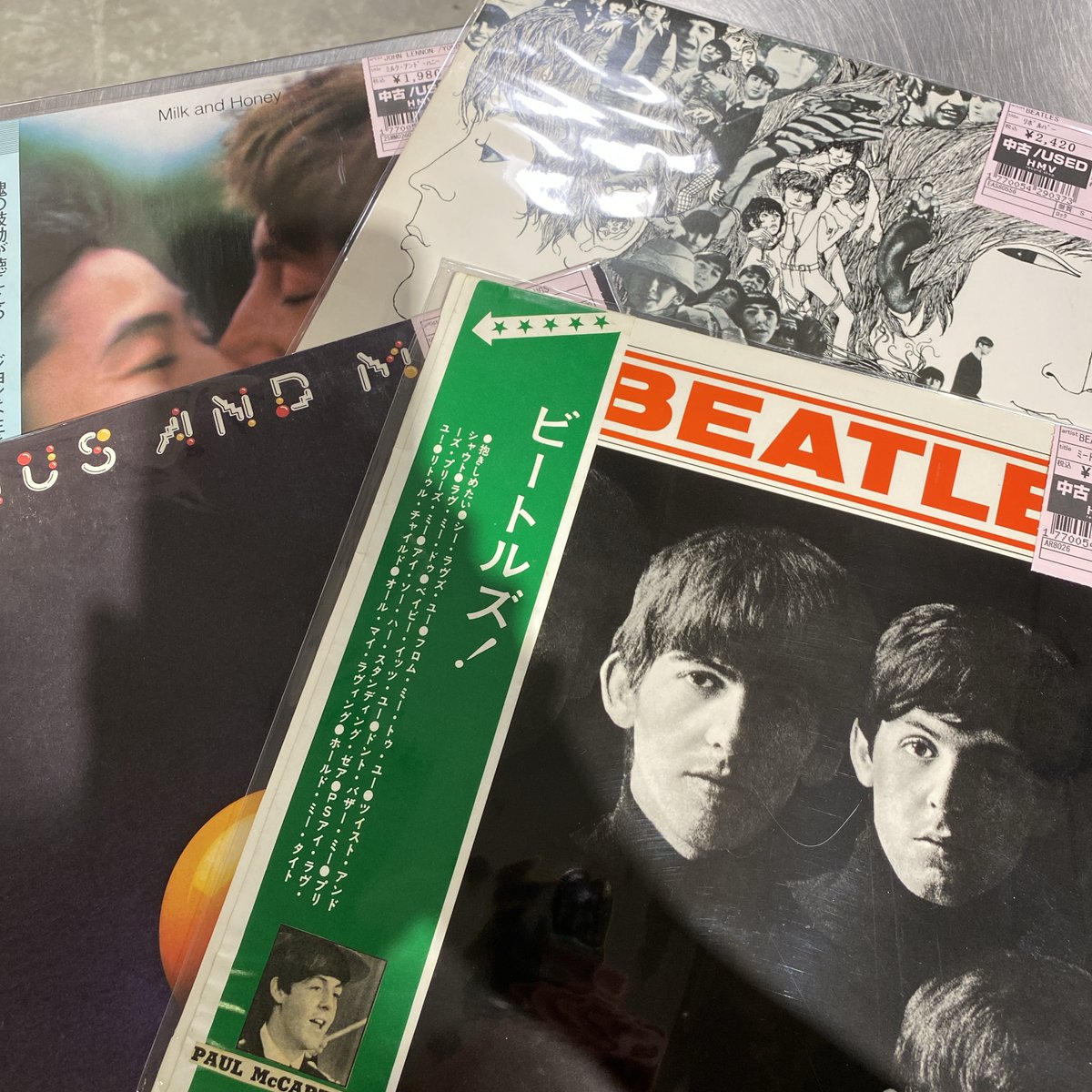 【渋谷】5/3(金)本日の1F中古新入荷
    本日の1F新着中古品はBEATLES祭り!!ソロ作含めてLP80点程放出！
 
    ■出品リストhmv.co.jp/news/article/2…
 
    #newarrival #新入荷 #used #中古