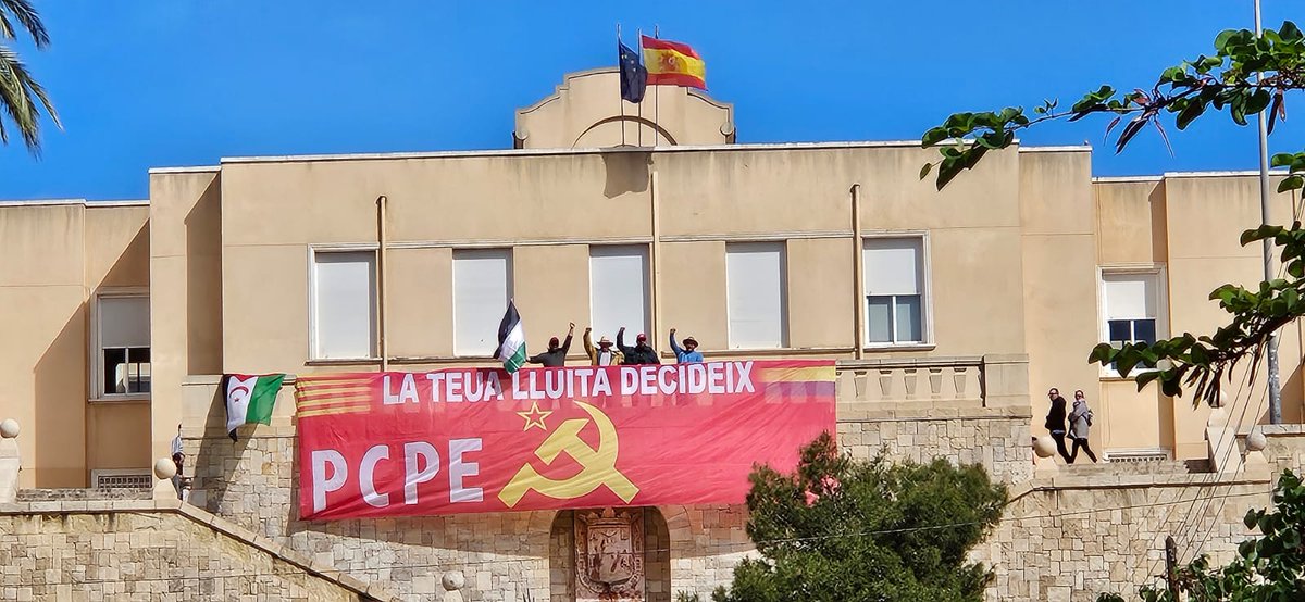 Alacant prolegómenos 1 de Mayo. Palestina y Sáhara son también reivindicaciones de la clase obrera. Viva el internacionalismo proletario.
#UnidadyLucha