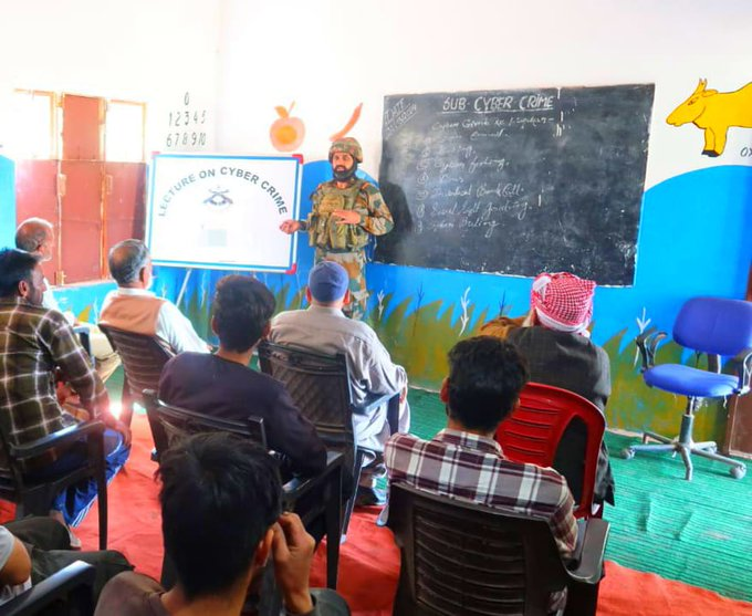 #IndianArmy organised an awareness programme on online exploitation risks, including child abuse, dark web markets, ransomware, & social media's role in human trafficking to Locals of Jammu.