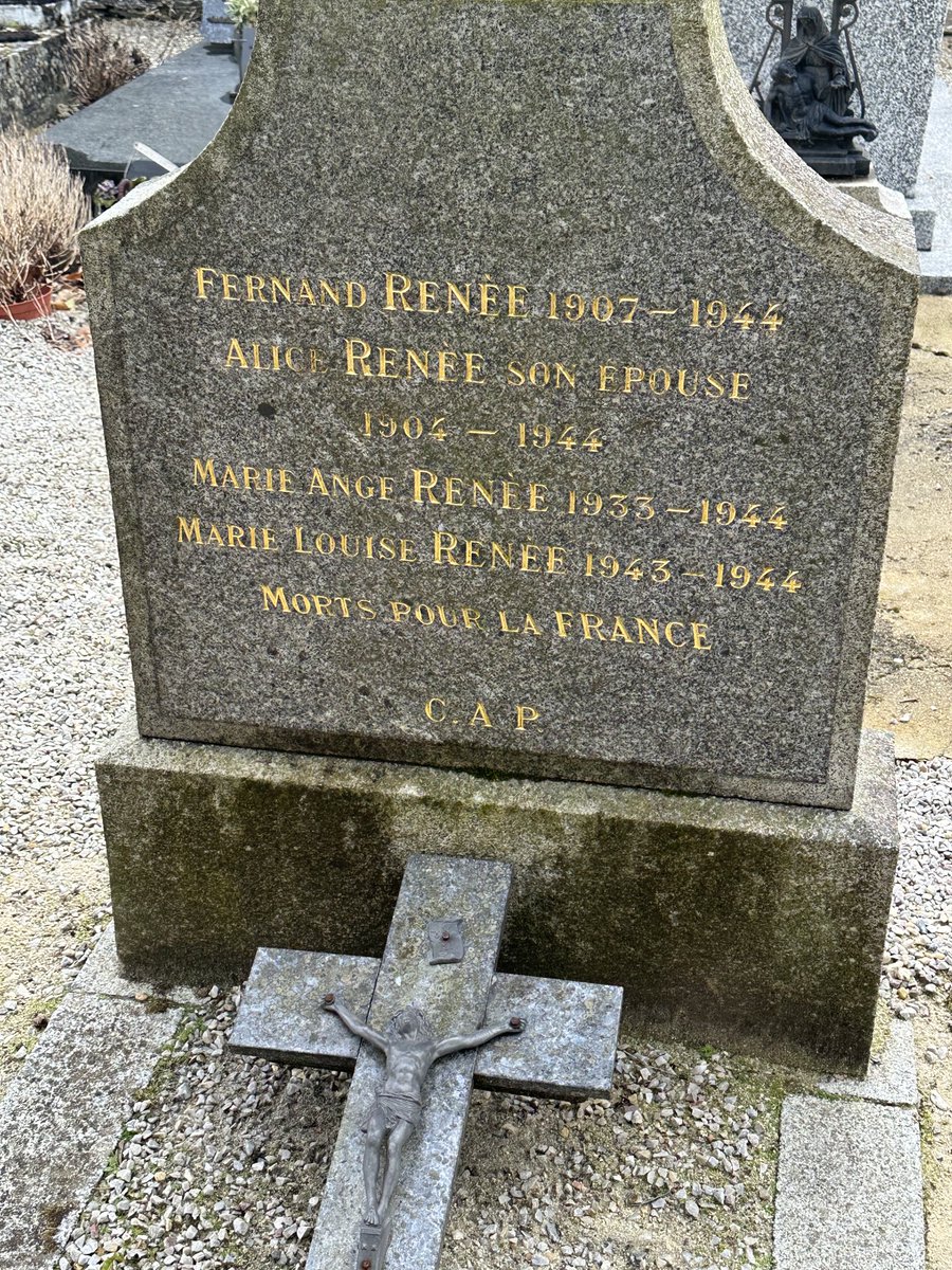 Found this in a tiny Normandy churchyard. Wonder what the story was here.